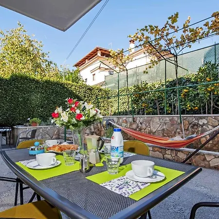 In With Two-bedrooms 5 דירה רוביני